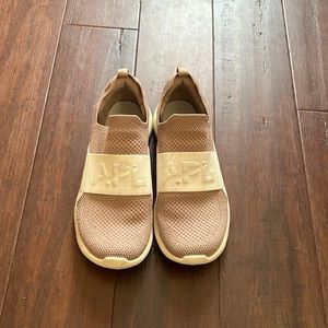 APL Techloom Bliss pristine/almond